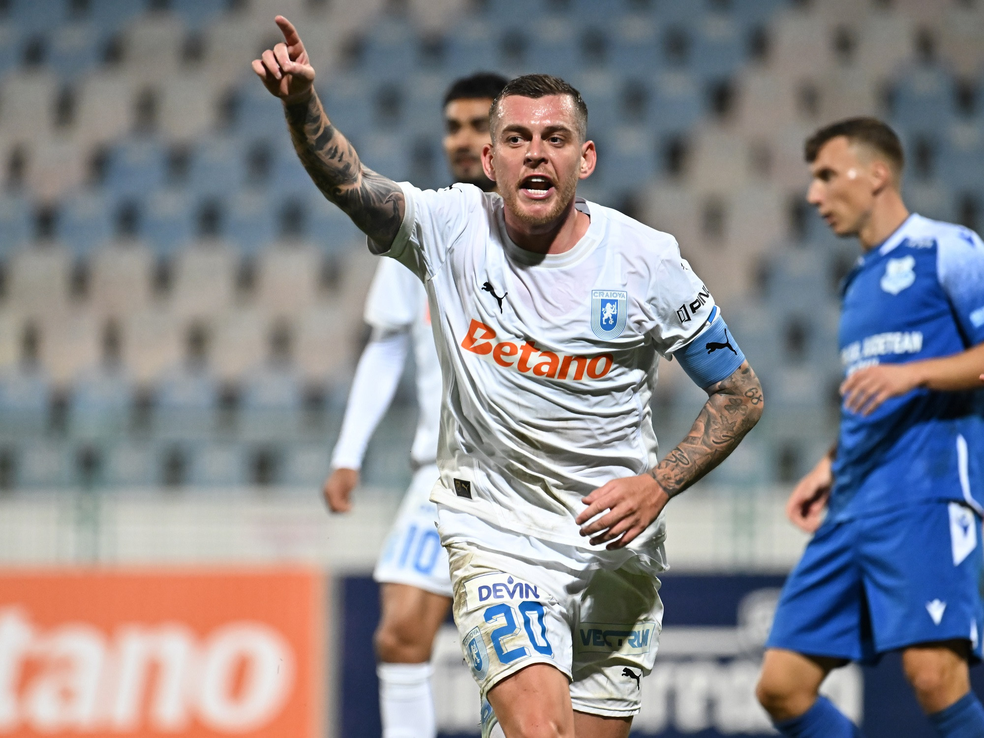 Oltenii s-au dezlănțuit pe rețelele de socializare după umilința din Cupă! Ce i-au cerut lui Rotaru